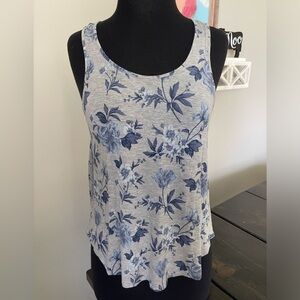 American Eagle XS Floral Tank Top